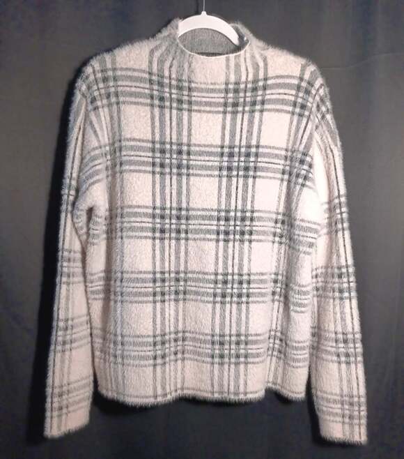 Tahari Sweaters - Tahari Mock Neck Fuzzy Light Pink Gray Plaid Large Sweater